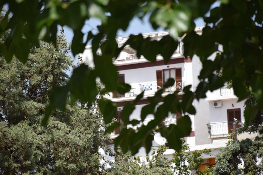 Pension Margarita Skiathos Town Luaran gambar
