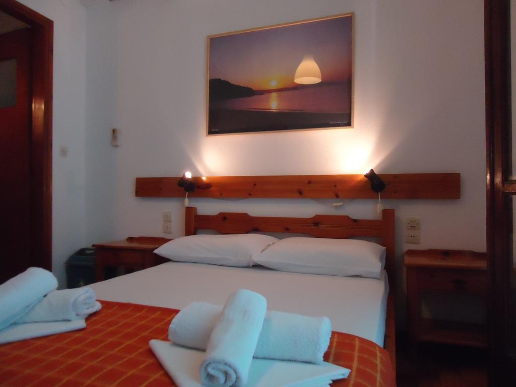 Pension Margarita Skiathos Town Luaran gambar